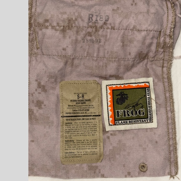 USMC FROG Combat Uniform Ensemble Trouser Desert MARPAT Small-R - Picture 3 of 5